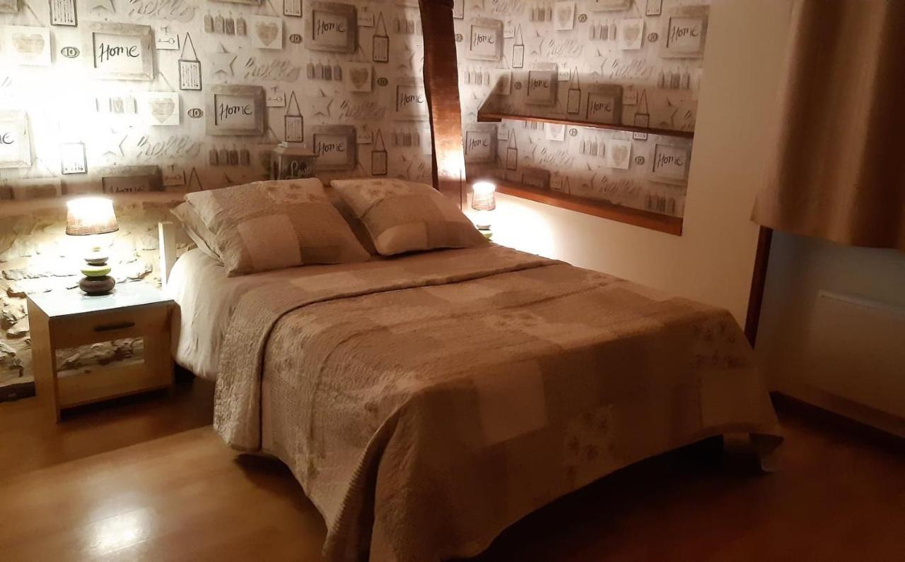 Gite XL Le Clos de Lamie avec piscine privée Fossemagne Extérieur photo