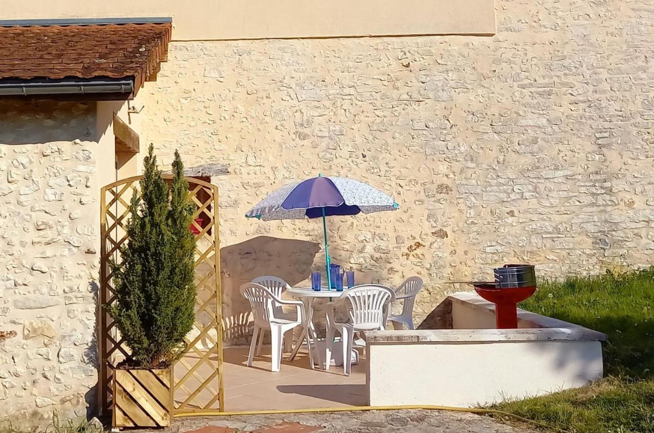 Gite XL Le Clos de Lamie avec piscine privée Fossemagne Extérieur photo